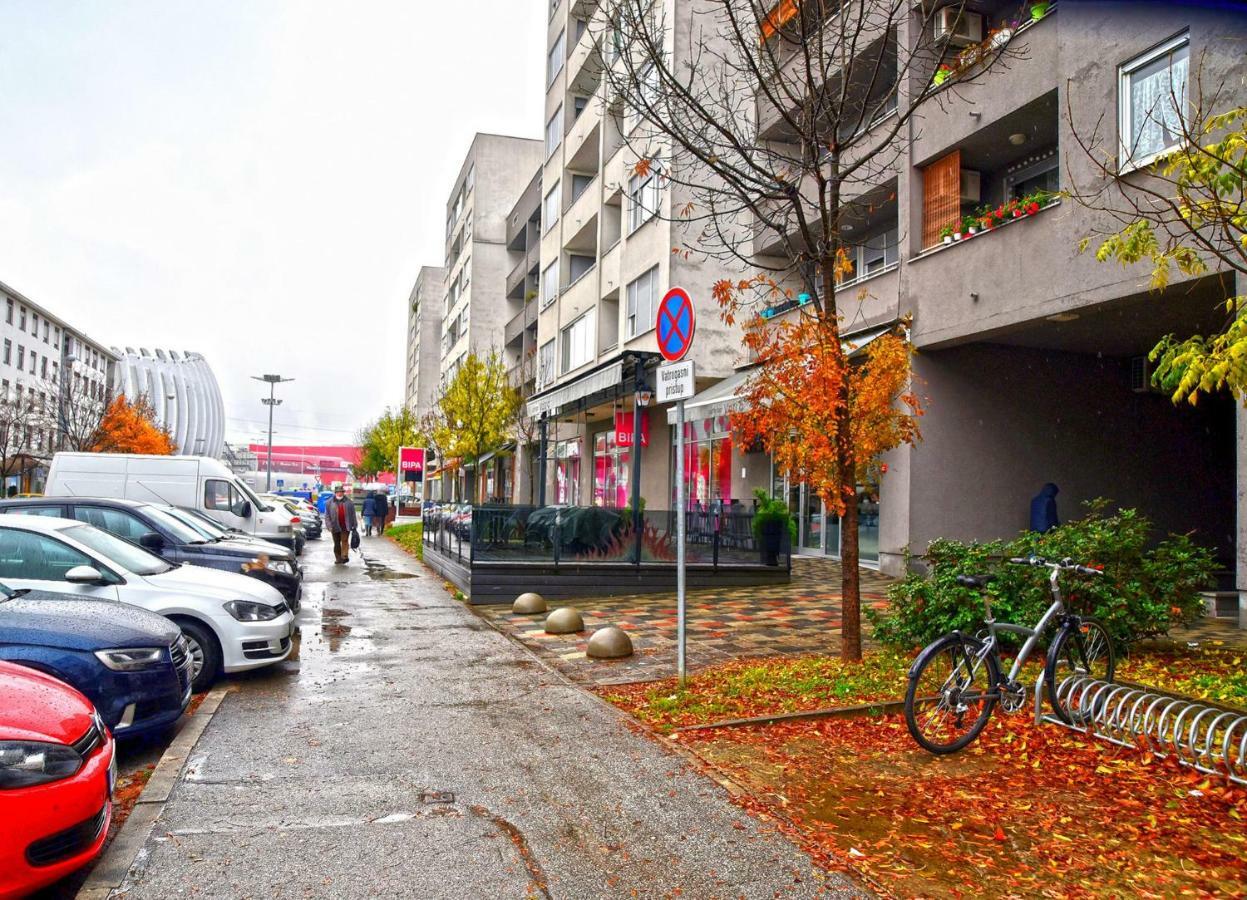 Apartments Dora Zagreb Exteriör bild